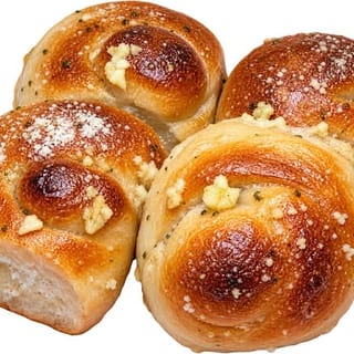 4 Garlic Knots